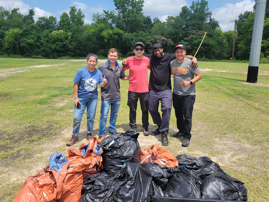 Sound Rivers, Cummins host cleanup No. 4 - Sound Rivers